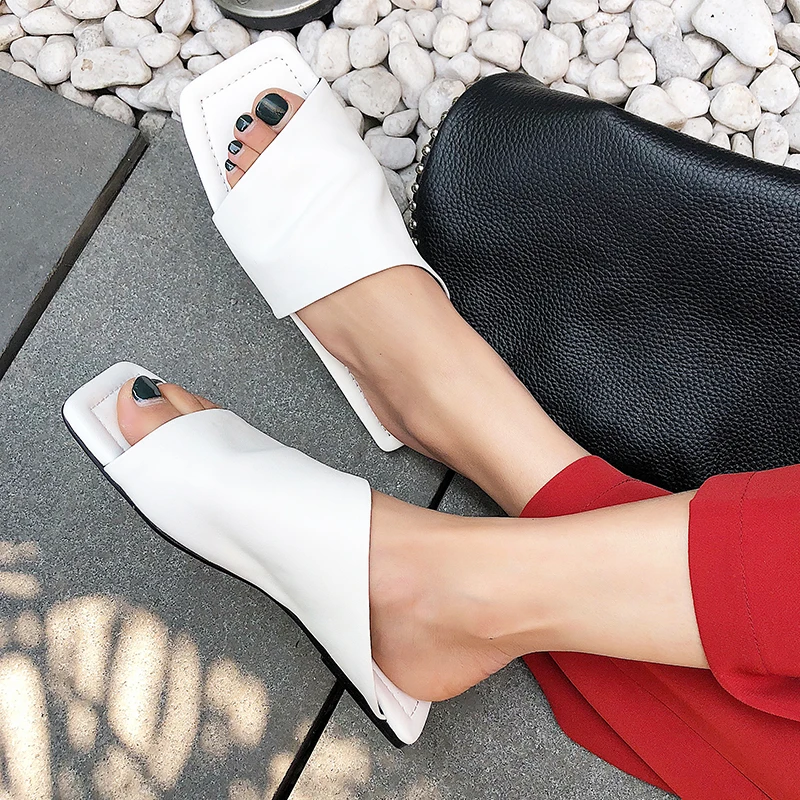 

2019 New Fashion Women Slippers SheepSkin Genuine Leather Square Toe Sandals Shoes Woman Summer Rome Casual Party Basic Shoes