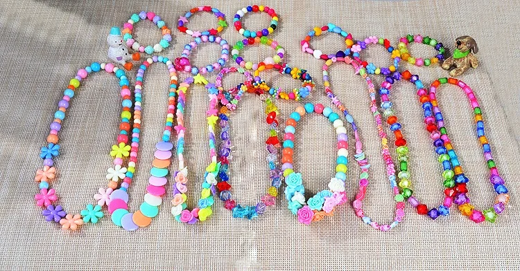 100 г/компл.(300-400beads) поезд упражнения для глаз Пластик набор аксессуаров DIY игрушки кольца ювелирные изделия ручной работы для детей раннего Educatinon подарки для девочек