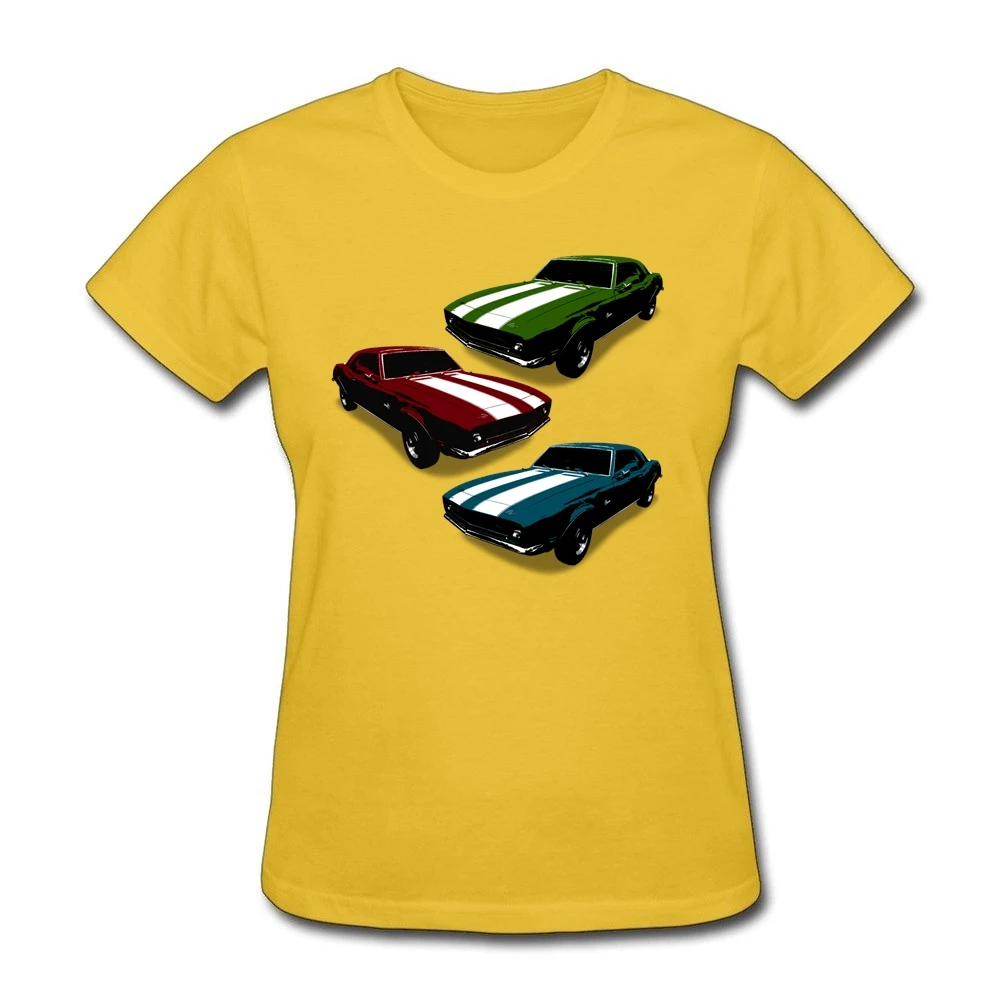 Женская футболка с изображением машинок трио припаркованных на парковке