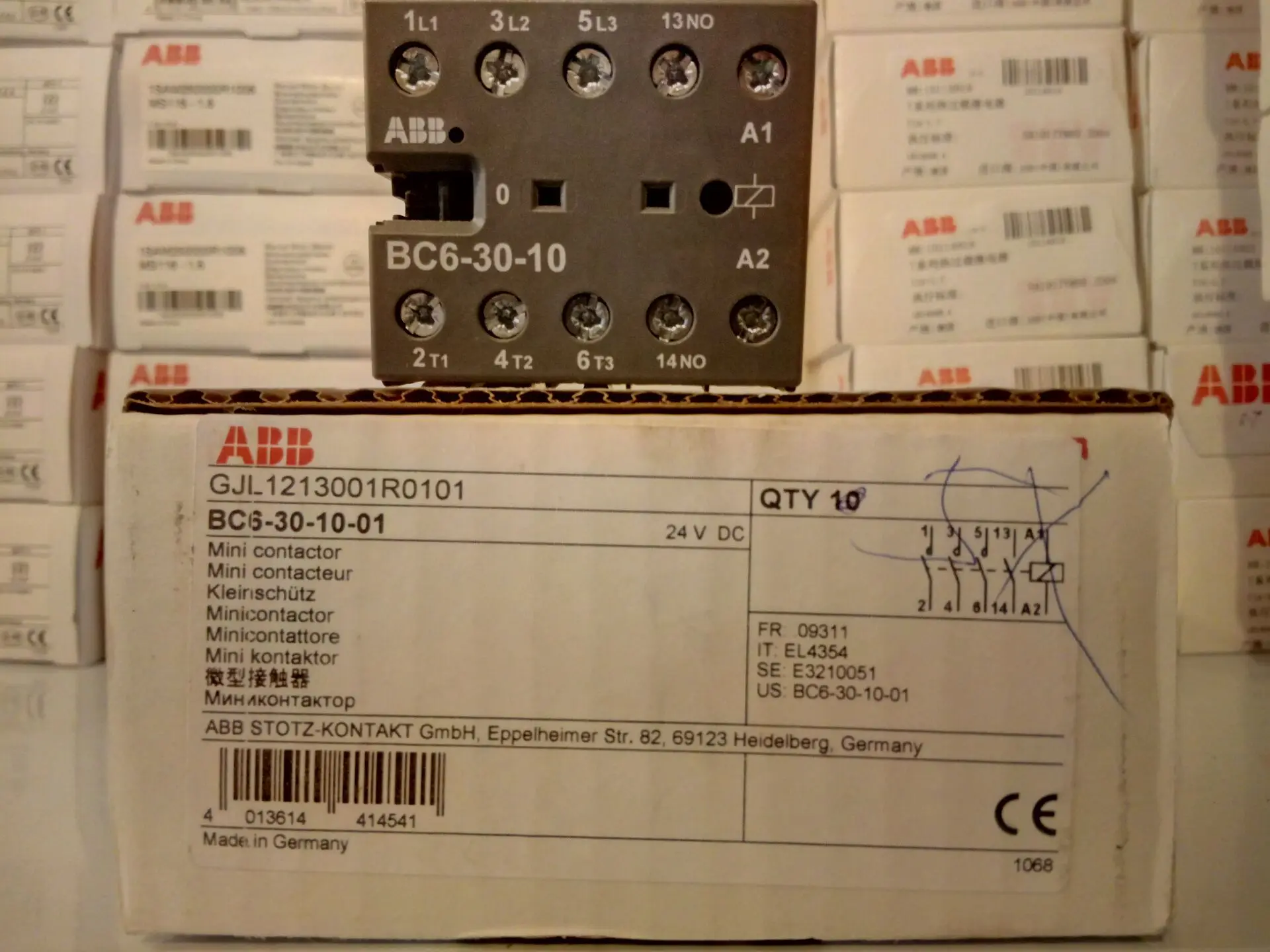  ABB BC6-30-10/BC6-30-01 24 110 220VDC (1 .)