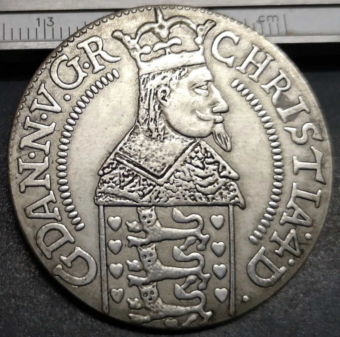 Либск Кристиан IV (тип 2) серебряная монета с покрытием Дания 8 Skilling 1642|Безвалютные