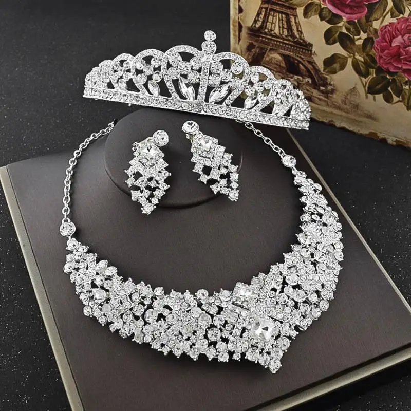 

Bridal Shiny Headwear Crown Necklace Earrings Jewelry Set Wedding Accessories Engagement Tasteful Costume Jewelry Claasic SJT005