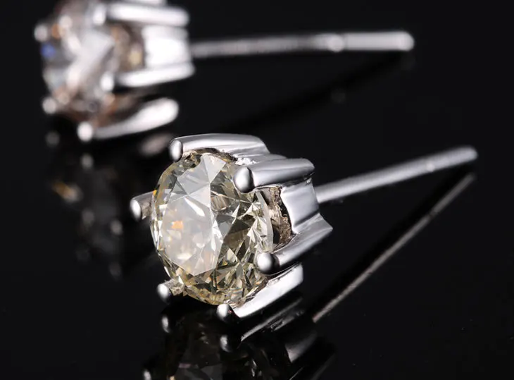 

1Ct/piece TestPositive Certificate Moissanite Earrings Solid 18K 750 White Gold Wedding Stud Earrings