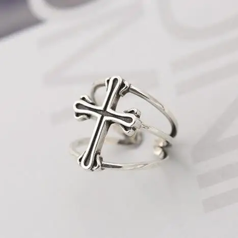 Женское кольцо серебряного цвета в стиле панк | Украшения и аксессуары
