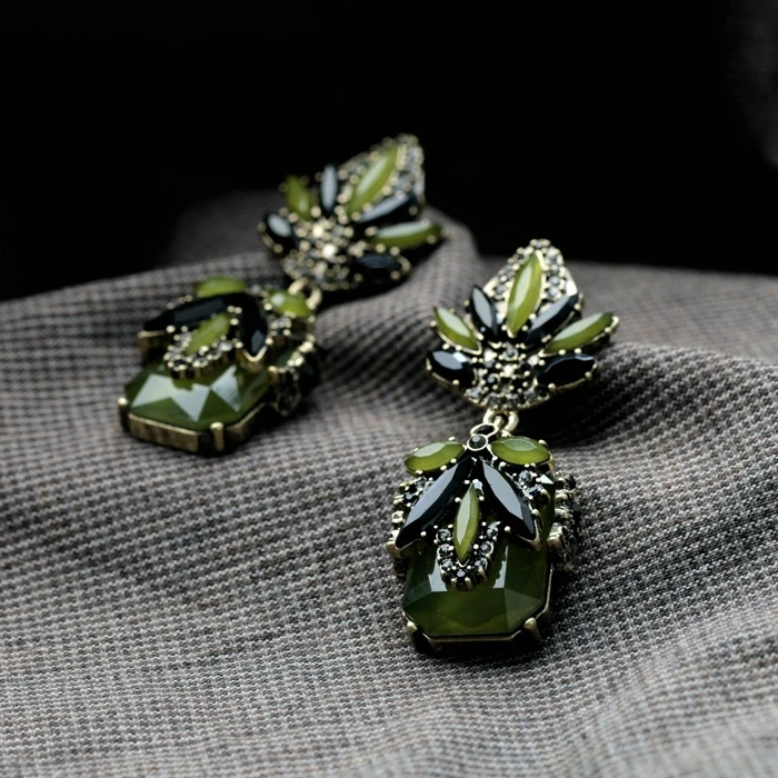 E78 ювелирные изделия модные черновато зеленые серьги гвоздики с подвесками