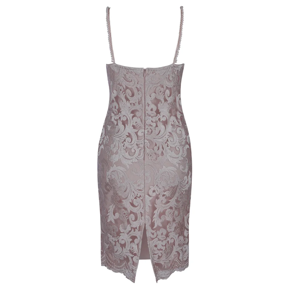 Женское Бандажное платье с вышивкой бисером на тонких бретельках открытыми