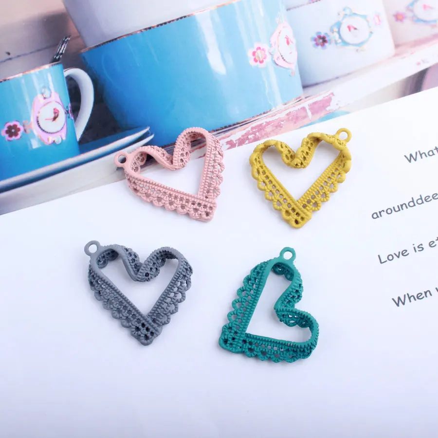 10 шт. 28*30 мм DIY корейские аксессуары спрей краска для выпечки Эмаль Сердце