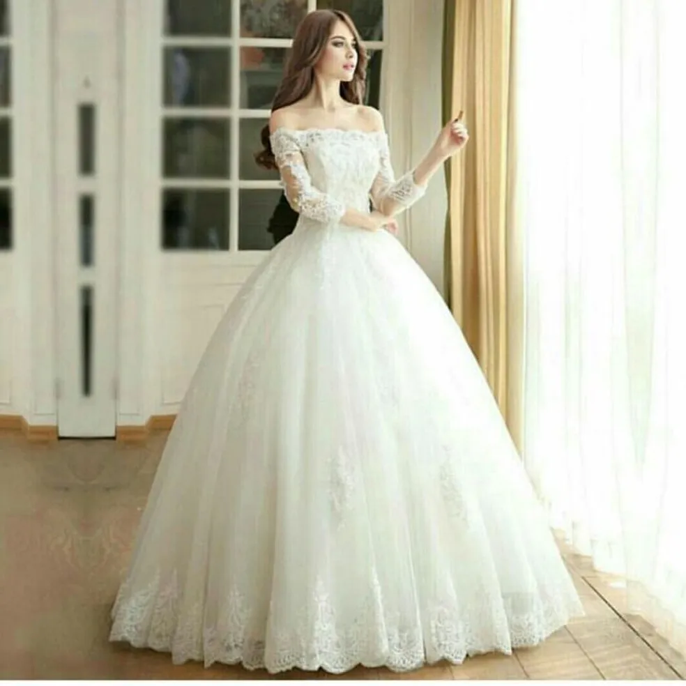 Очаровательная 2016 Бальное платье Свадебное Платье Тюль Аппликации Boat Neck Полный
