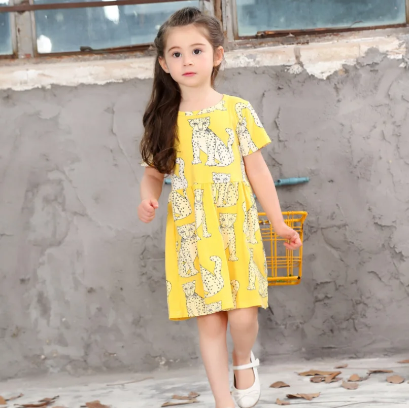 Леопардовые милые желтые летние платья для маленьких девочек Повседневная