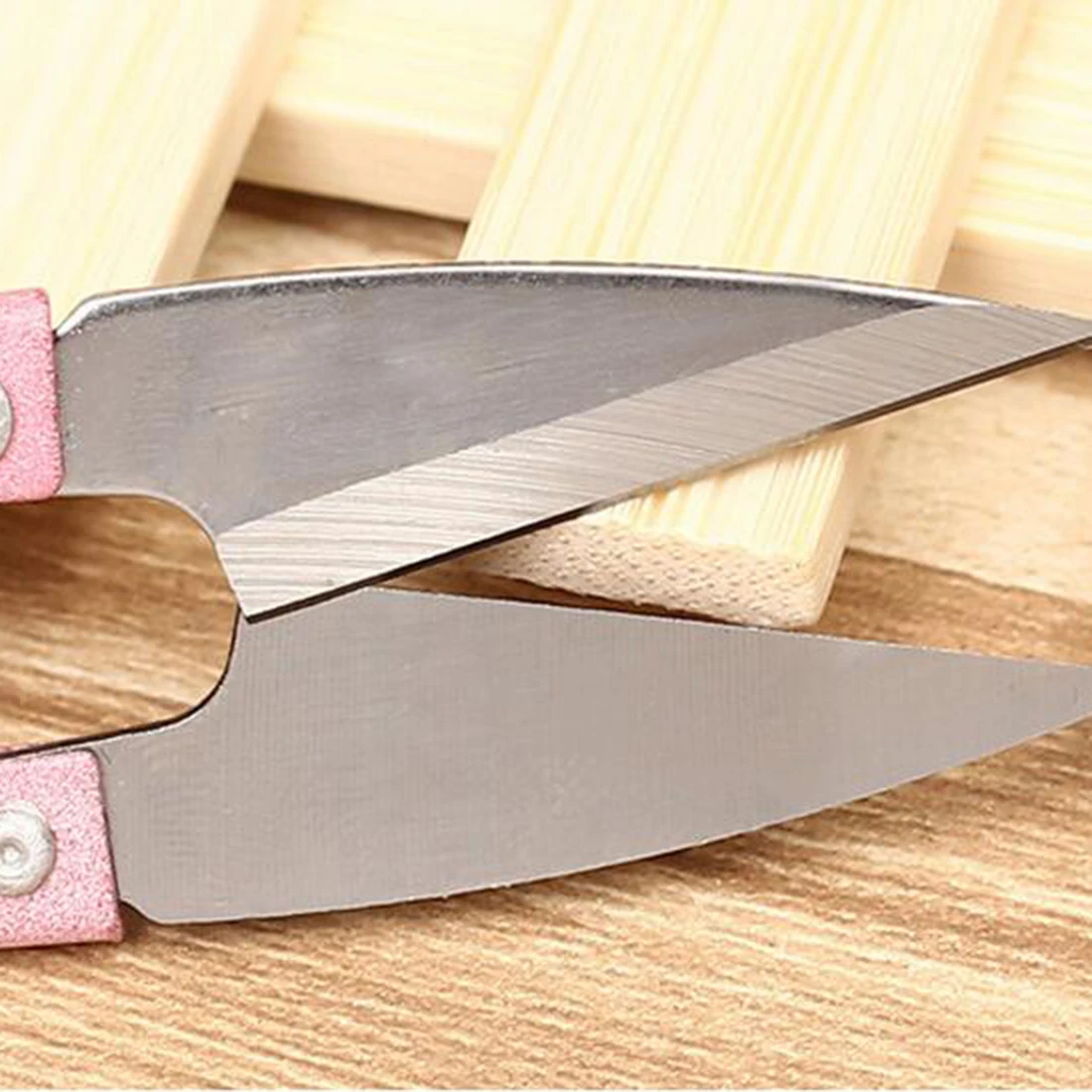 Tailor Scissors Sewing Scissors Sewing Snip Thread Cutter Scissors Cross Stitch Scissors Craft Home Tool Hand Tools Color Random