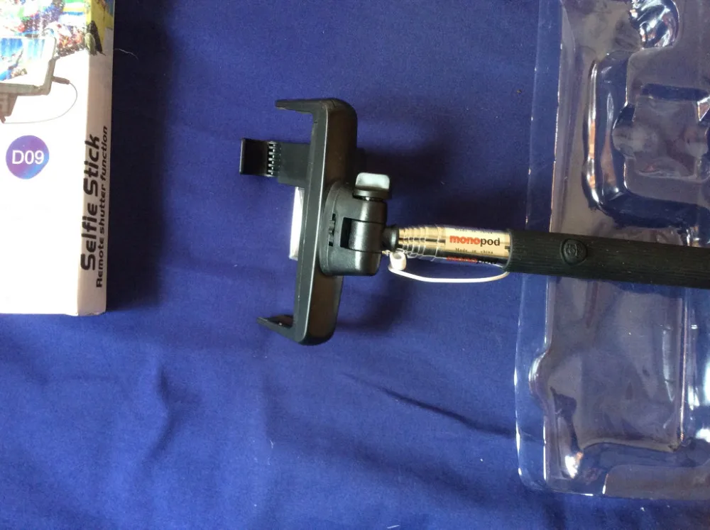 new arrival self stick Thanks TSS20 monopod selfie bluetooth not work with shipping from shenzhen to Worldwide |