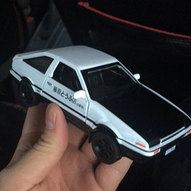Игрушечные машинки D AE86 Литые металлические автомобили модель автомобиля Inital RX7