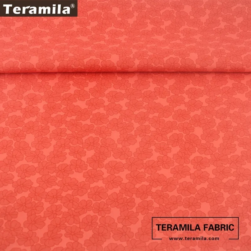 Ткань с красным принтом цветочный дизайн саржевый материал шитье постельных