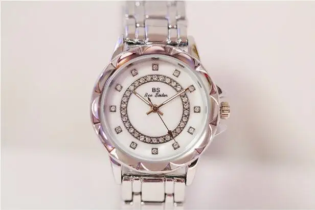 Новая стразы женские часы модные кварцевые из нержавеющей стали браслет со