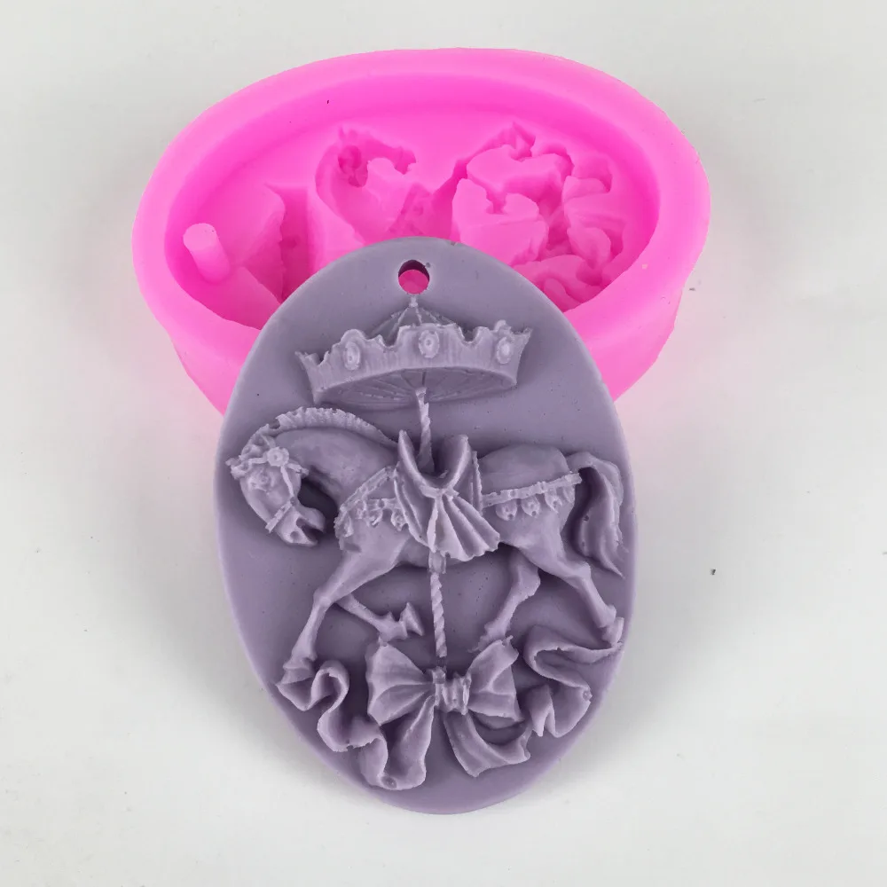 

Luyou 3D Trojan Horse Shape Silicone Mold Fondant Cake Mold Chocolate Candy Moulds DIY Wedding Decoration Baking Tools FM1524