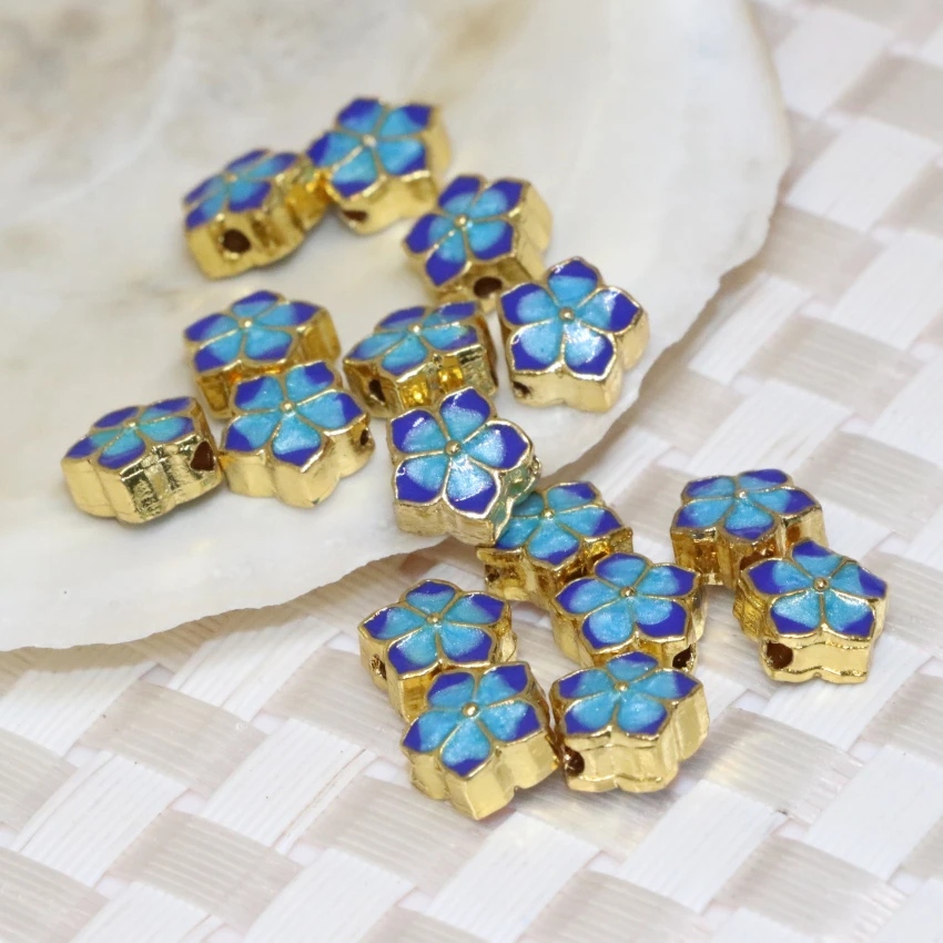 Горячая продажа Оптовая цена 8 мм Цветок форма перегородка золото-цвет амулеты