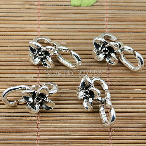 

16pcs silver tone beauriful flower connector findings EF2008