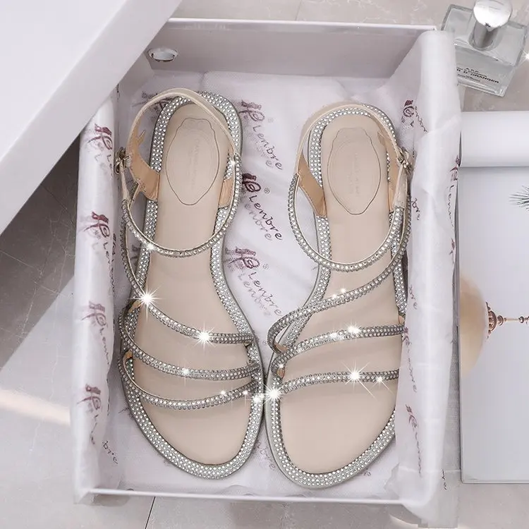 Женские сандалии со стразами элегантные летние на плоской подошве E920