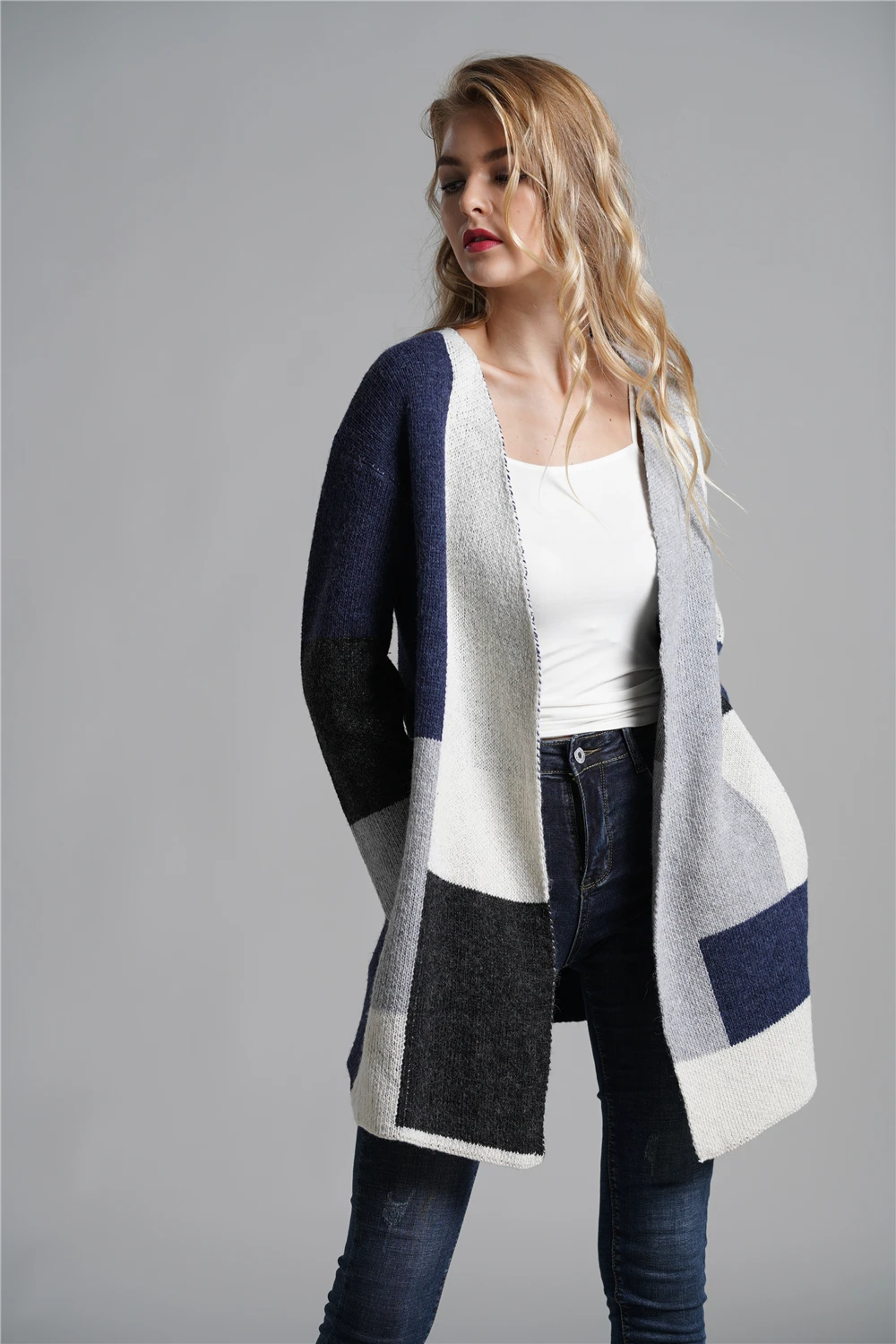 New Patchwork Color Long Sweaters Cardigan Autumn and Winter Women Casual Loose Knitted Sweater Coats Ponchos Capes |