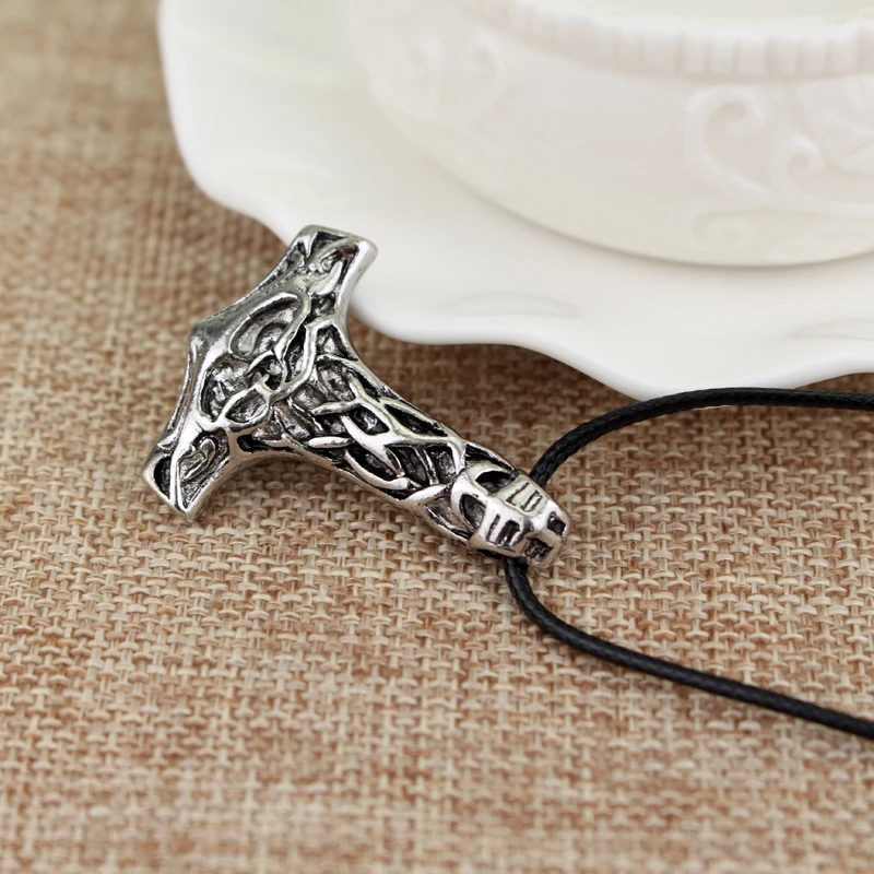 Кулон из фильма амулет викингов ожерелья молоток Тора кожа веревка шар цепь