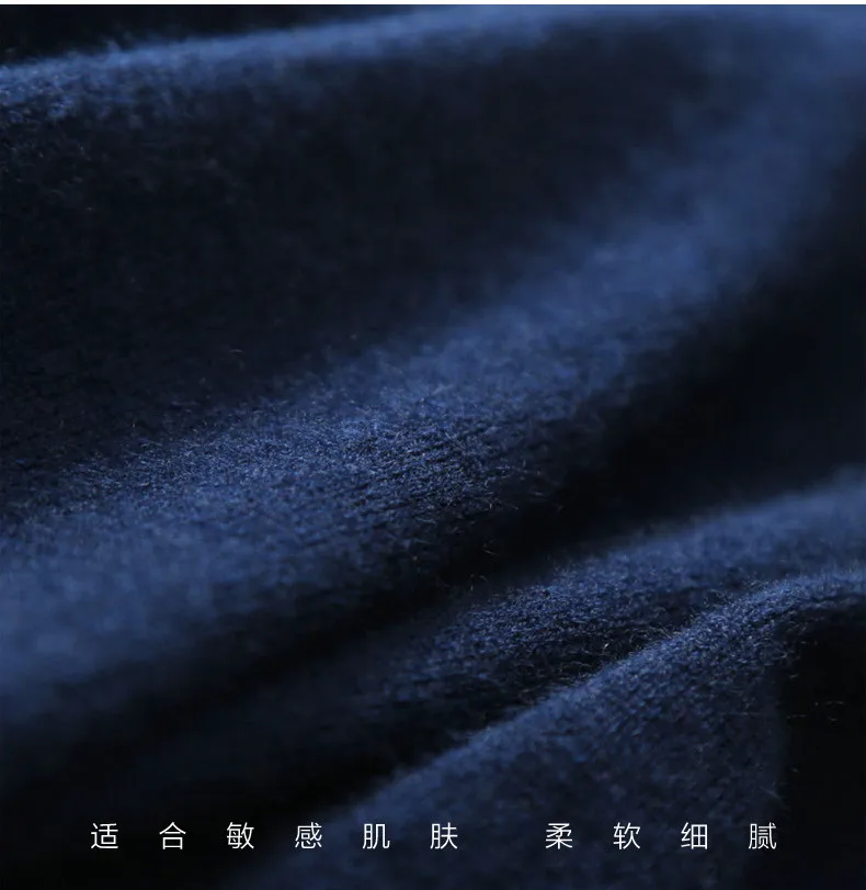 Женское трикотажное платье-свитер до икры темно-голубого цвета однотонное 100% |