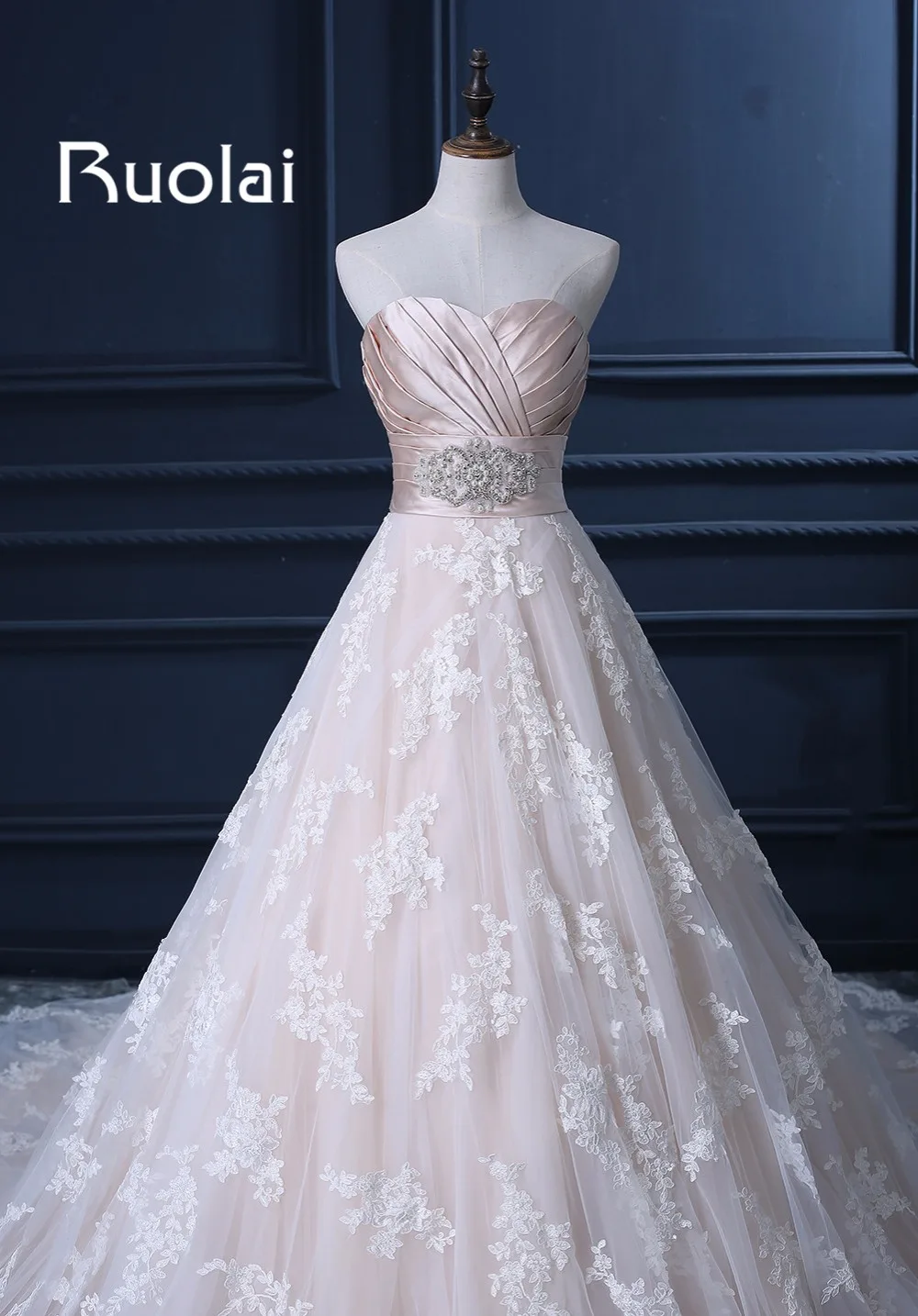 2017 Gorgeous Marriage Bridal Gown Backless Appliques Beading Sleeveless Chapel Train Tulle Wedding Dresses | Свадьбы и торжества