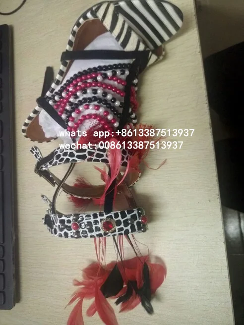 Роскошные Разноцветные сандалии гладиаторы на высоком каблуке с красным