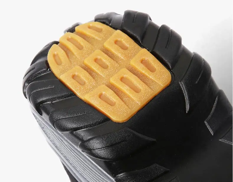 Водонепроницаемые ботильоны; женская зимняя обувь; коллекция года; однотонная теплая плюшевая обувь на платформе; зимние сапоги; женская обувь, увеличивающая рост