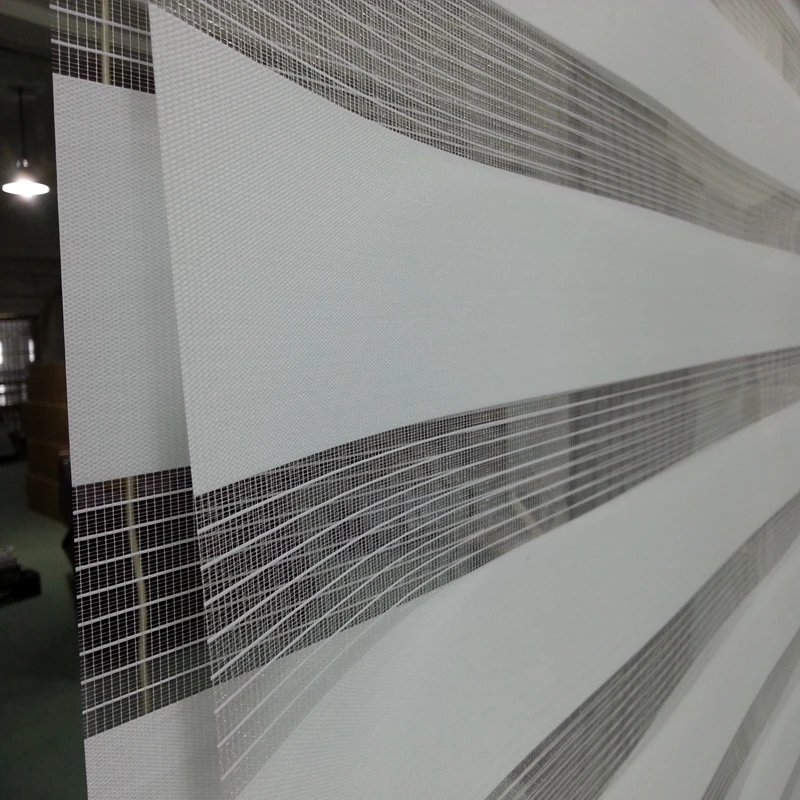 Шторы на роликах Зебра двухслойные полупрозрачные оконные занавески чистого