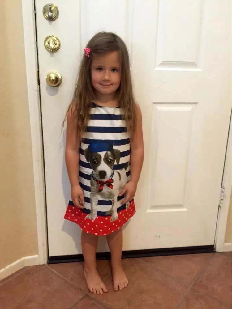 Летнее платье для маленьких девочек с изображением очаровательной собачки и