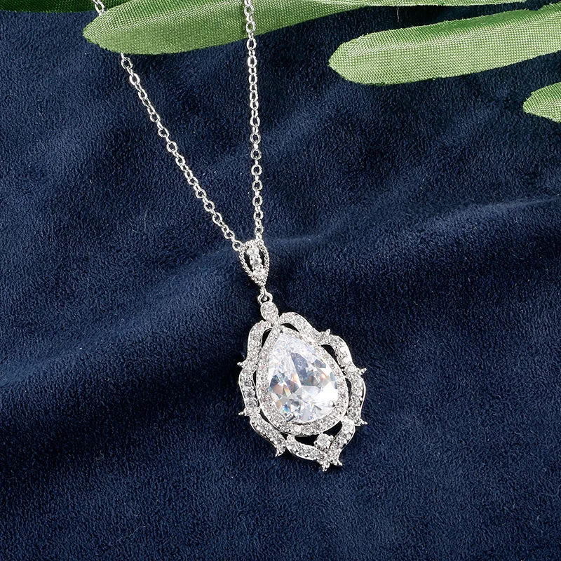 

Classic Fashion Sea Heart Big Water Drop Pendant Necklace Cubic Zircon Graceful Jewelry For Women Girlfriend Birthday Gift