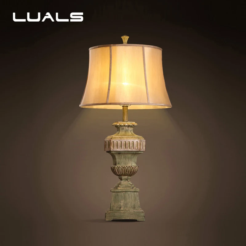 

Европейский дворец, настольная лампа, полимерная лампа, корпус, ретро Ностальгический Настольный светильник, роскошный светильник для отел...