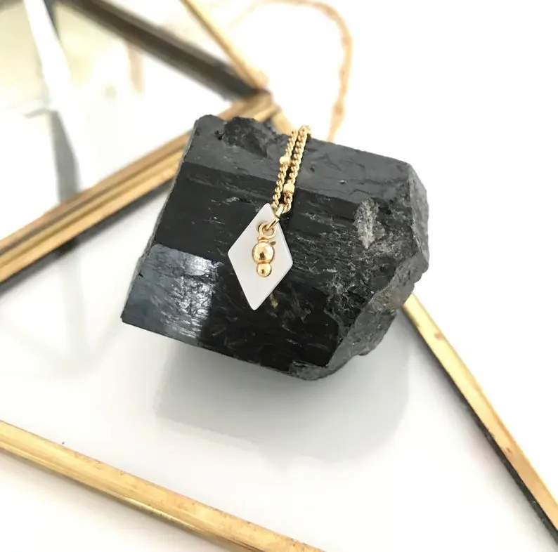 Seashell Necklace Dainty Women Fashion Rhombus-shaped Shell Pendant Beaded Gold Or Chain Layering Necklaces | Украшения и