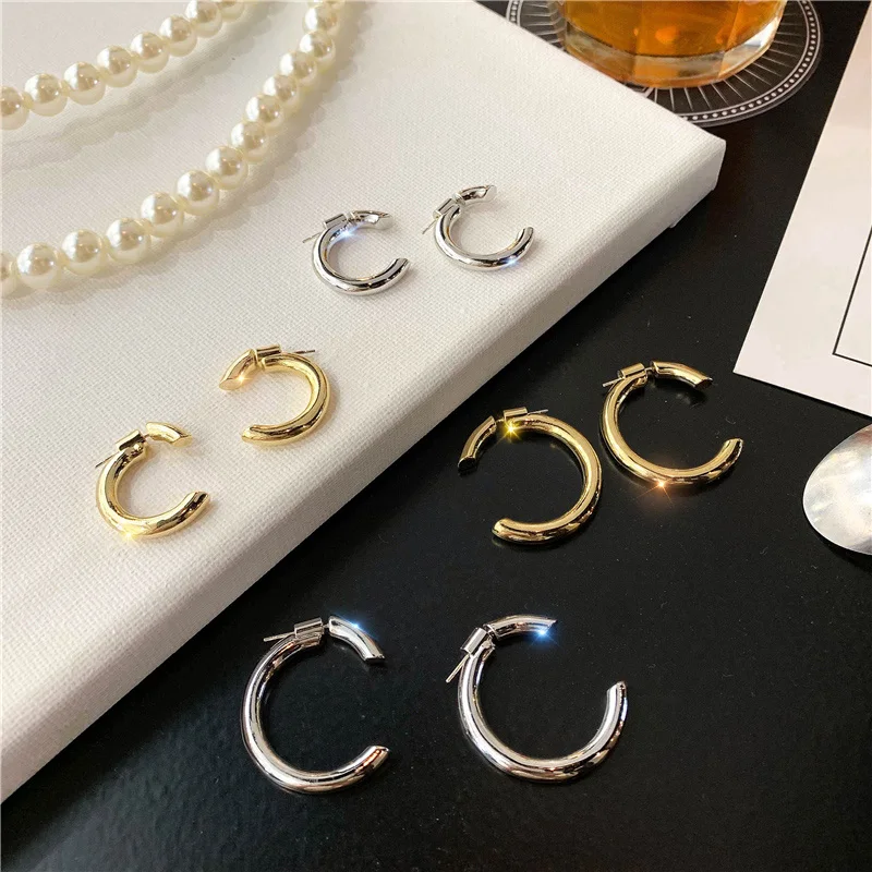 HUANZHI S925 серебро Pin простой C Форма золото круглый металлический круг маленькие серьги-кольца для Для женщин девочек вечерние подарок