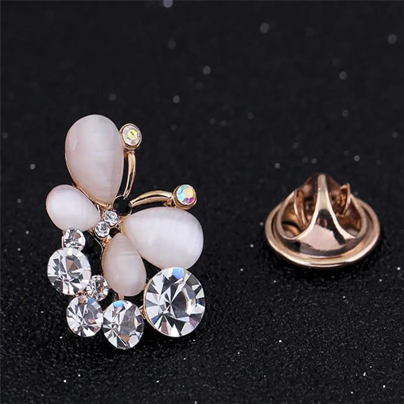 Opal Korean version of the boutique fashion wild gift female brooch thorn horse needle imported rhinestone jewelry | Украшения и
