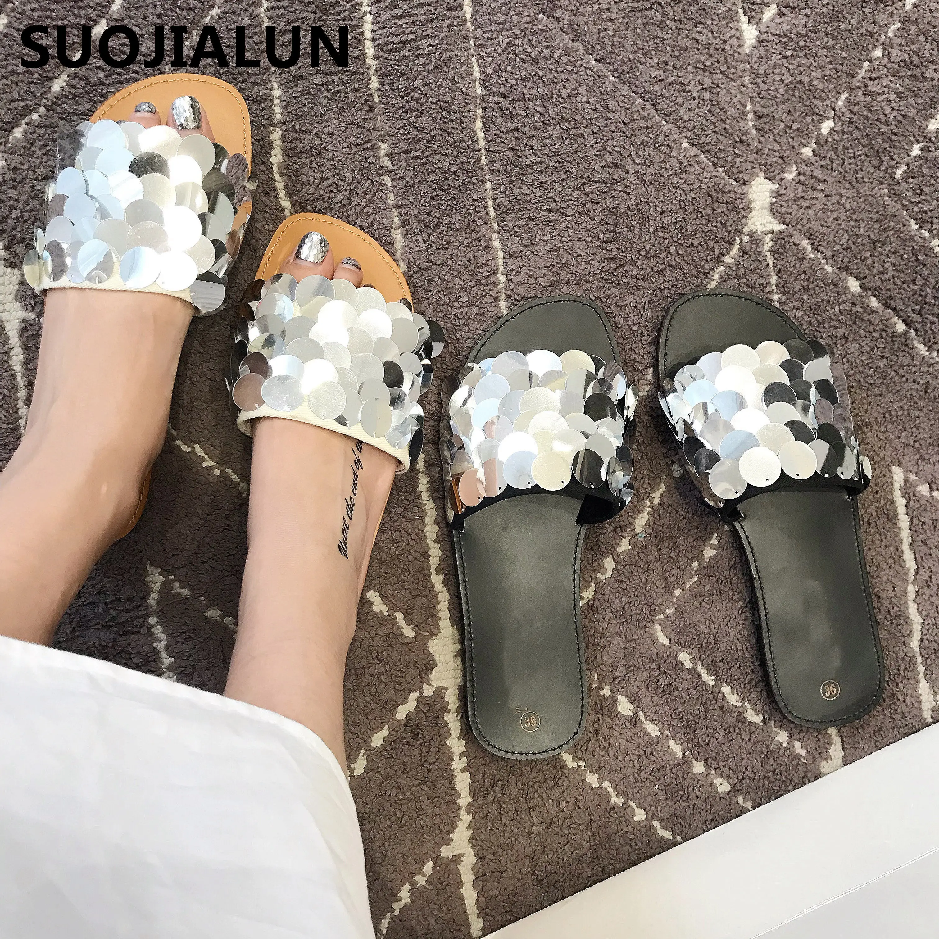 SUOJIALUN/2019 женские шлепанцы на плоской подошве блестящие с блестками летние