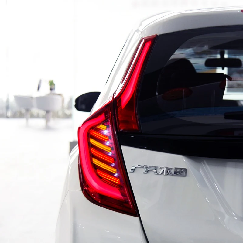 Автомобильный светодиодный задний фонарь для Honda Fit 2015-2017 DRL + сигнал поворота стоп