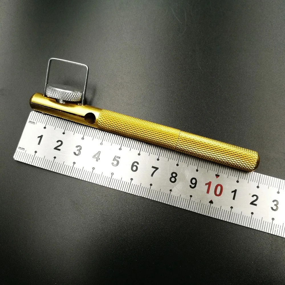 Приспособление для завязывания рыболовных крючков приспособление и снятия