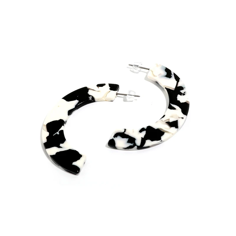 New Trendy pendientes Balck and White C Shape Hoop Earrings For Women Flat Semicircle Acetate Board Acrylic Jewelry | Украшения и