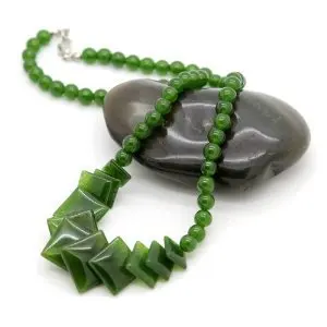 Высокое качество оптовая продажа красивый зеленый Цепочки и ожерелья Модные