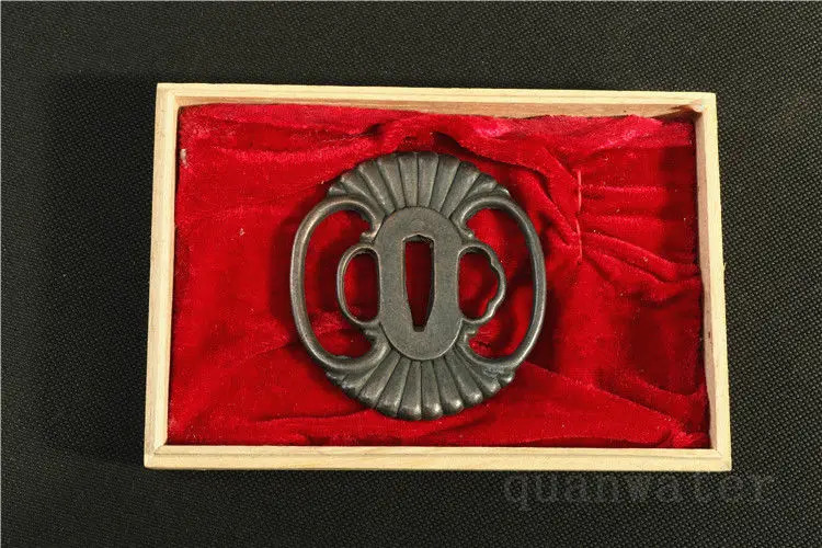 

Красивый дизайн и качество японский TSUBA с цветком, не крышка