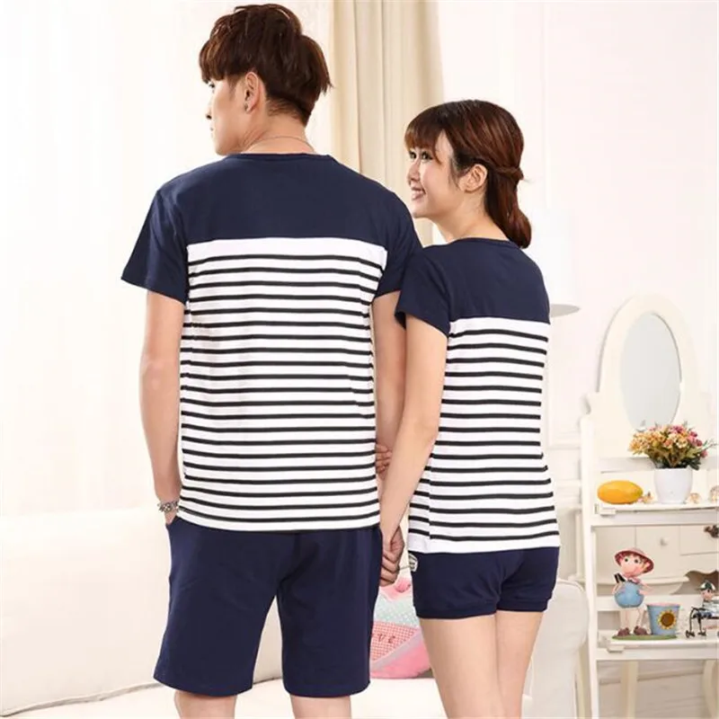 Рисунок 3 - Летние футболки для родителей и детей