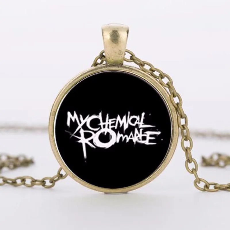 Женское колье из цинкового сплава с подвеской в виде рок группы My Chemical roman|glass pendant