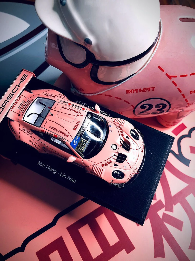 Ограниченное предложение 1/43 супер автомобиль 911 RSR Розовая Свинья Ле Ман модель дома дисплей коллекция мебели