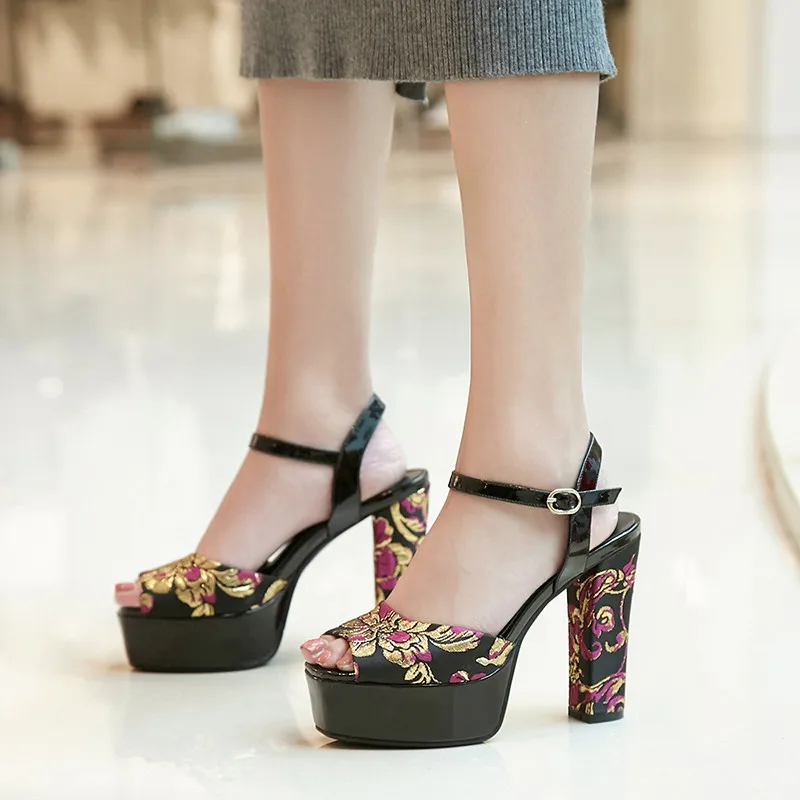 Женские замшевые босоножки MORAZORA черные вечерние из замши на платформе и высоком