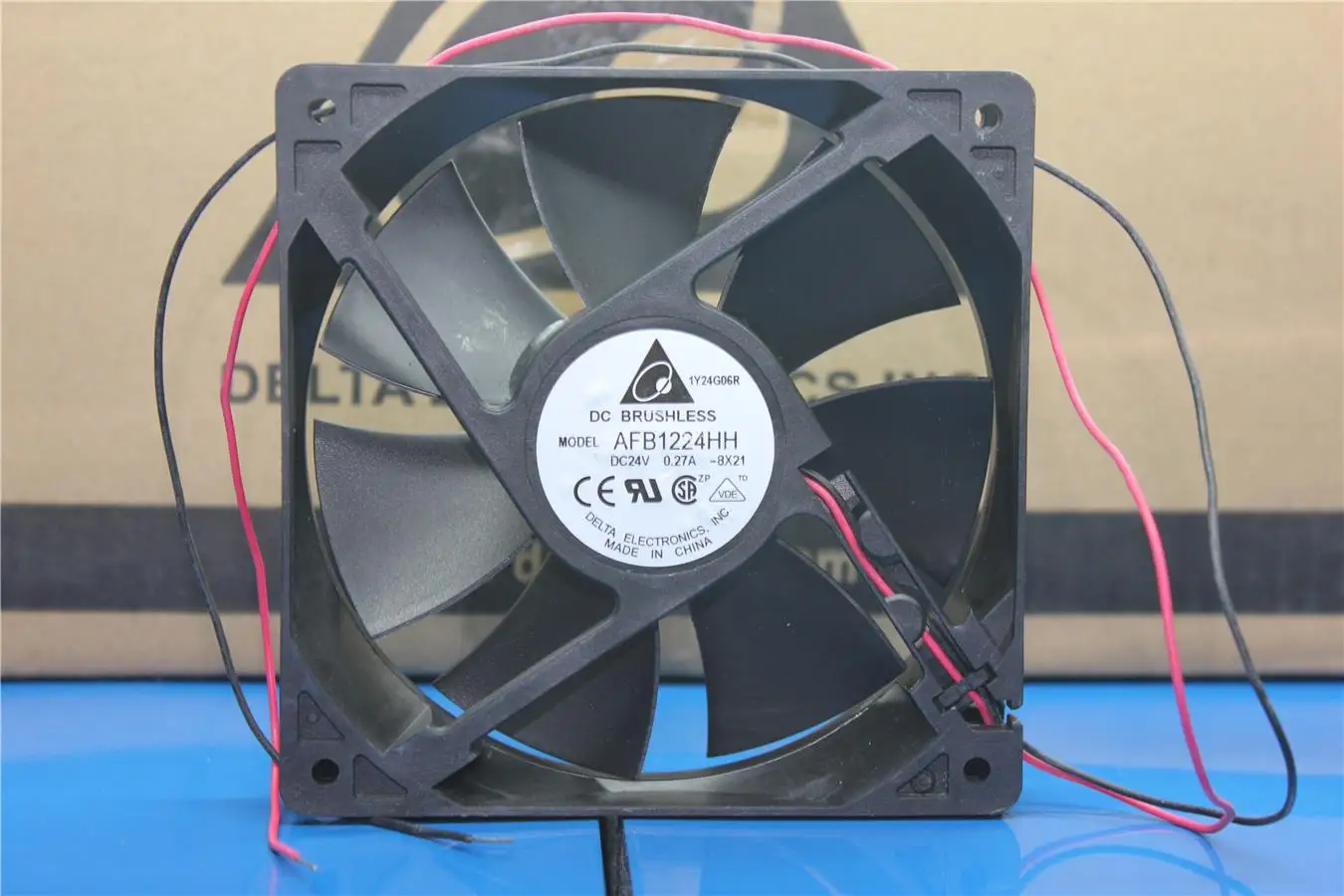 Новый оригинальный AFB1224HH 24V 12025 12 см 0. Инверторный Вентилятор охлаждения 27А