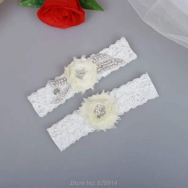 

Clear Rhinestones White Lace Bridal Garter Set for Wedding Handmade Hot Selling Very Fashion OEM Products CA5298
