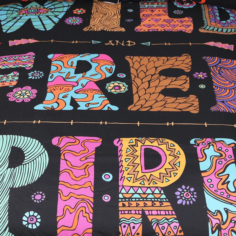 Комплект постельного белья с черными надписями комплект из 3 стеганых и