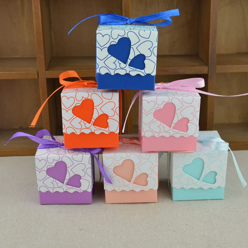 

100pcs Double Hollow Love Heart Wedding Candy Box Sweets Gift Favors Boxes With Ribbon Wedding Birthday Party Event Supplies