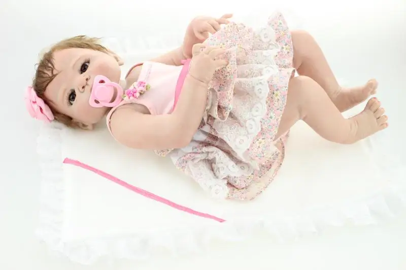 

Полный силиконовый корпус Виктория девушка reborn baby doll 22 дюймов, для новорожденных, для детей, для живых настоящие куклы можно купаться Детски...